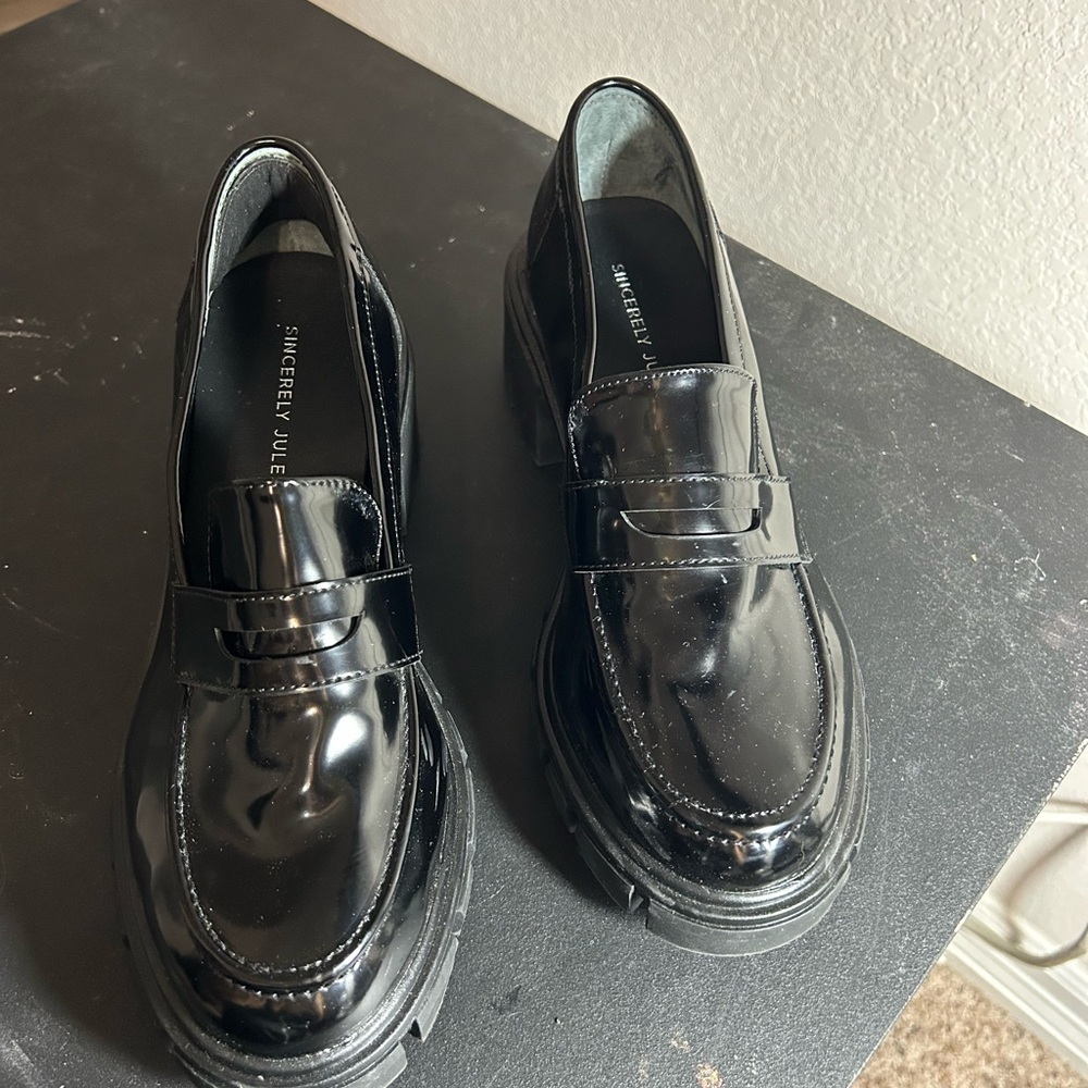Dylan Black Synthetic Loafers